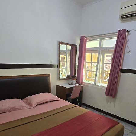 Hotel Tugu Asri Jakarta Kültér fotó