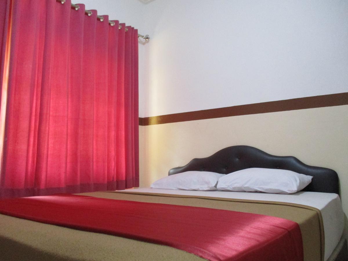Hotel Tugu Asri Jakarta Kültér fotó